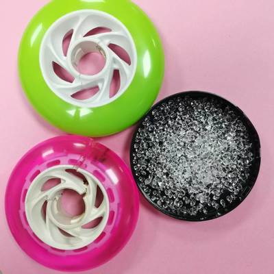 কাস্টারের জন্য টিপিইউ কাঁচামাল ভাল কঠোরতাঃ শোর 74-85 ডি চয়েসের জন্য পরিধান প্রতিরোধের, জারা প্রতিরোধের জন্য। দীর্ঘ জীবনকাল,নিম্ন / উচ্চ তাপমাত্রা প্রতিরোধের, স্কেটগুলির জন্য ভাল পছন্দ