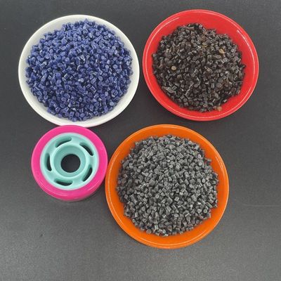 ইনজেকশন মোল্ডেড লংজেশন জুতোর পাতার জন্য কাস্টম রঙের ম্যাচিং টিপিইউ এবং ফোন কেস