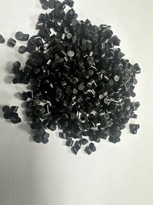 60A 80A গ্লোবাল রিসাইকেলড স্ট্যান্ডার্ড জিআরএস সার্টিফিকেট টিপিআর উপাদান জুতার সোলের আউটসোলের জন্য, ৬০০% প্রসারণযোগ্য থার্মোপ্লাস্টিক রাবার সহ