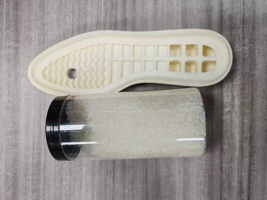 কারখানায় সরাসরি বিক্রির জন্য সংশোধিত ইউভি-প্রতিরোধী এবং হলুদ প্রতিরোধী টিপিইউ গ্রানুল পাওয়া যায়